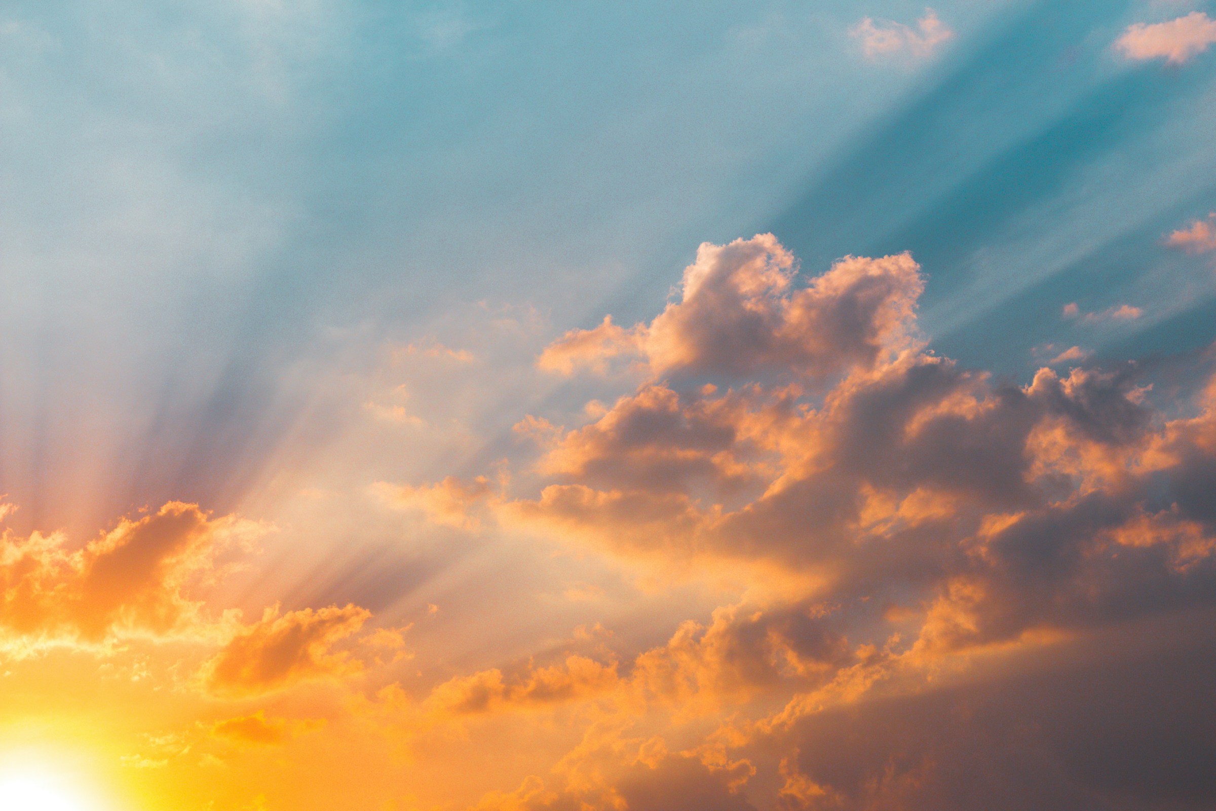 Cloud rays background